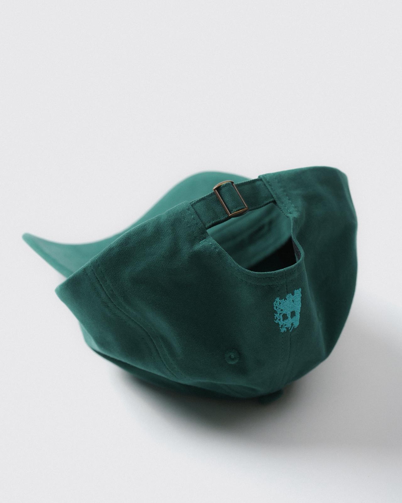 Classic Château Royal Cap